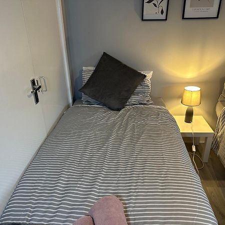 Wembley Serviced Apartment, 20Mins From Central Londyn Zewnętrze zdjęcie